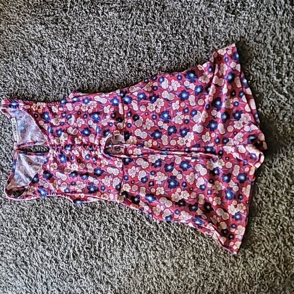 Live to be spoiled Floral Romper
